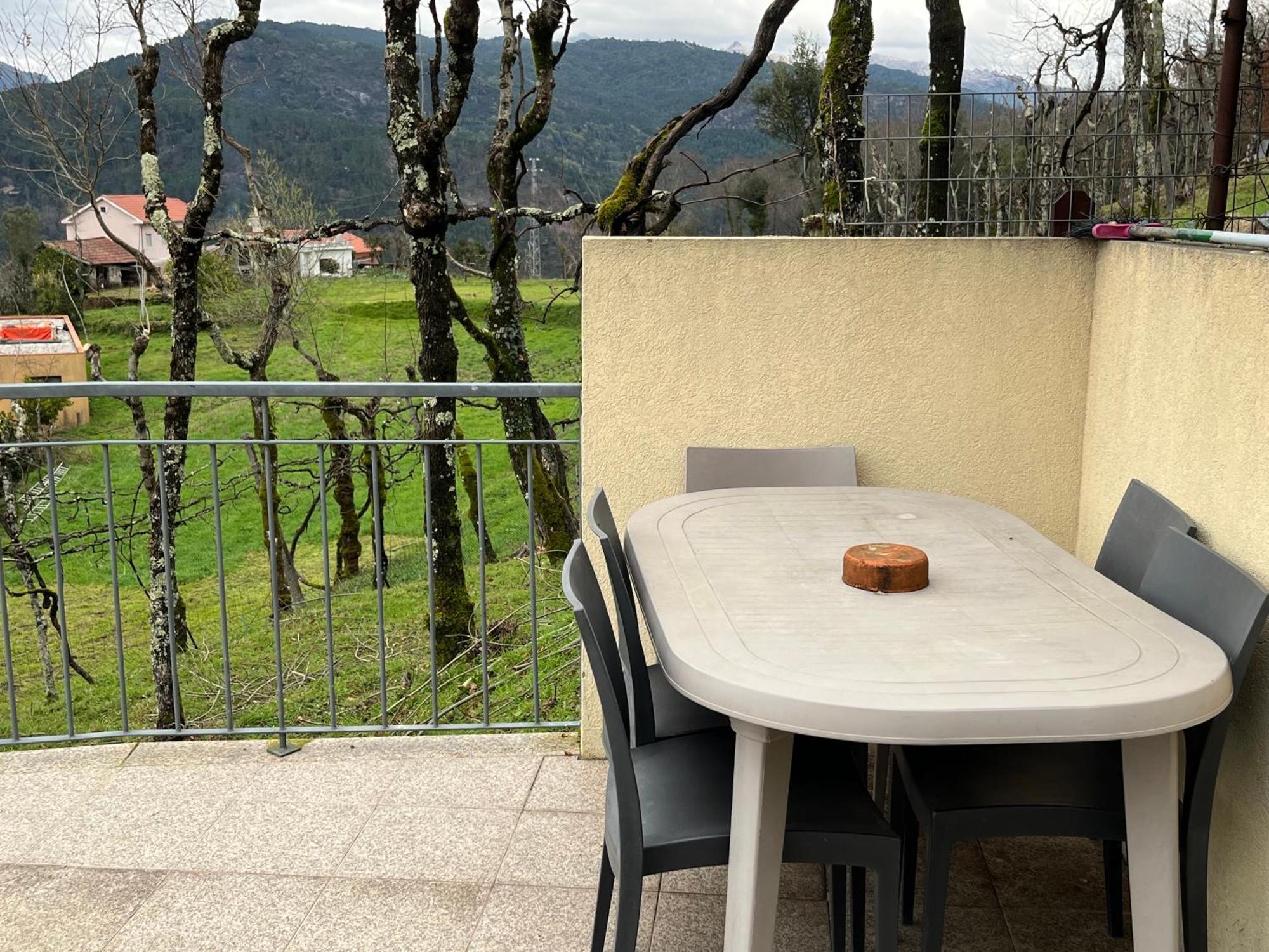 Casa De Casarelhos - Vistas Rio, Campo E Montanha - Lareira Apartment Geres Exterior foto